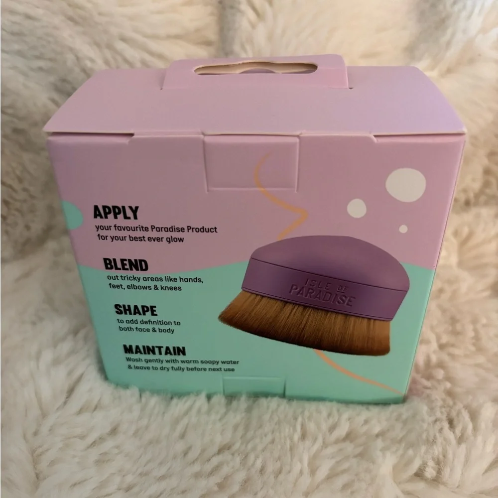 Isle of Paradise Self-Tanning Bundle! - Picture 5 of 5